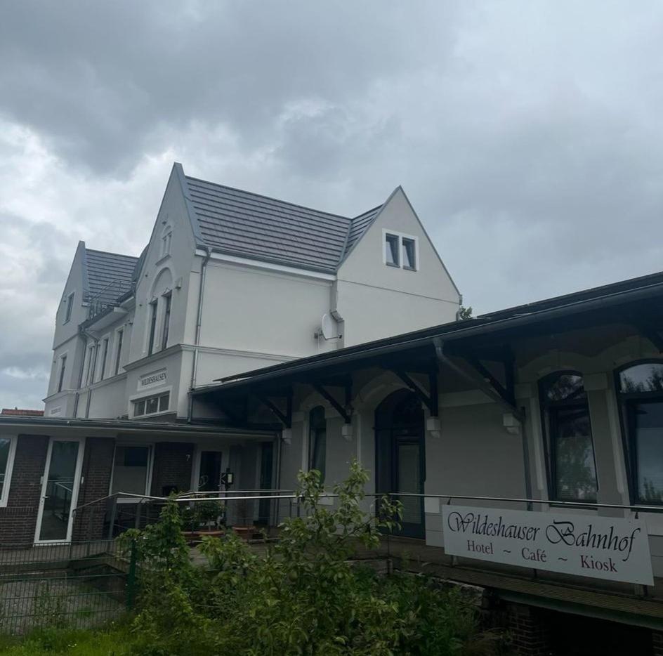 Historisches Hotel Wildeshauser Bahnhof Вильдесхаузен Экстерьер фото